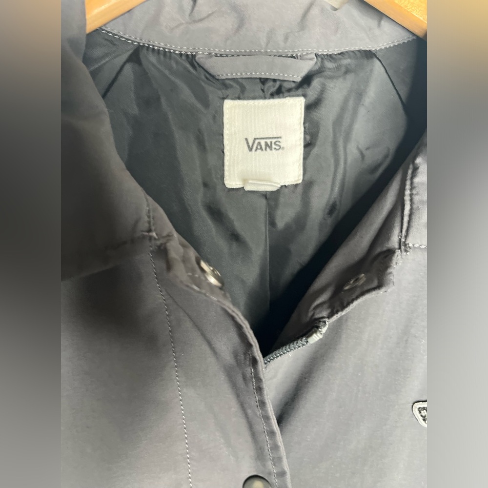 Vans Women XS Off The Wall Thanks Coach Long Sleeve Lined Button
Zipper Jacket - Picture 7 of 10